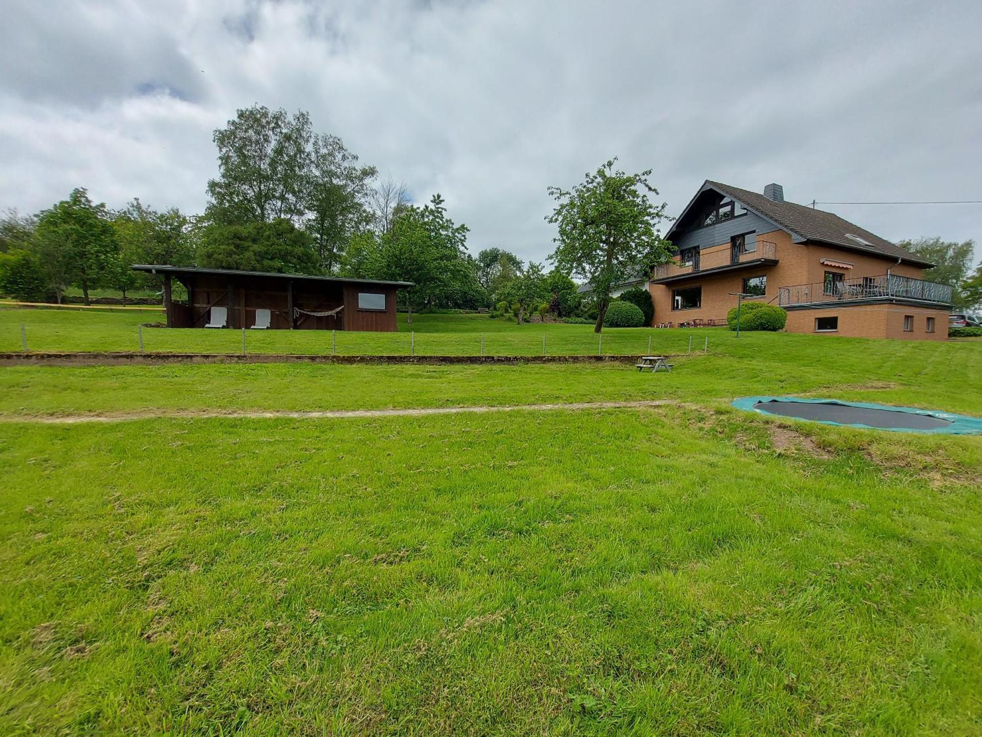 Ferienhaus Hescheld With Private Jacuzzi Hellenthal Exterior foto
