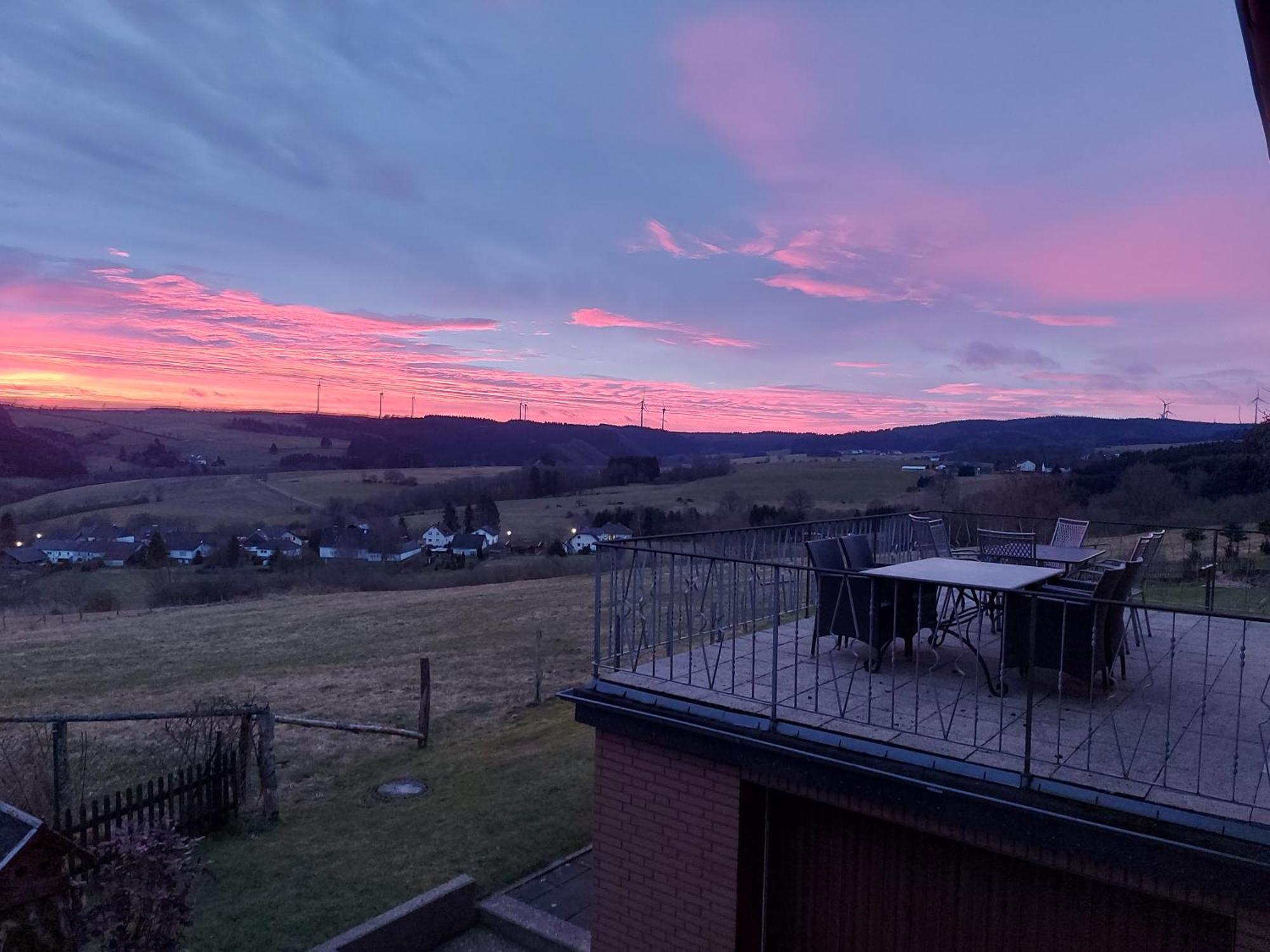 Ferienhaus Hescheld With Private Jacuzzi Hellenthal Exterior foto